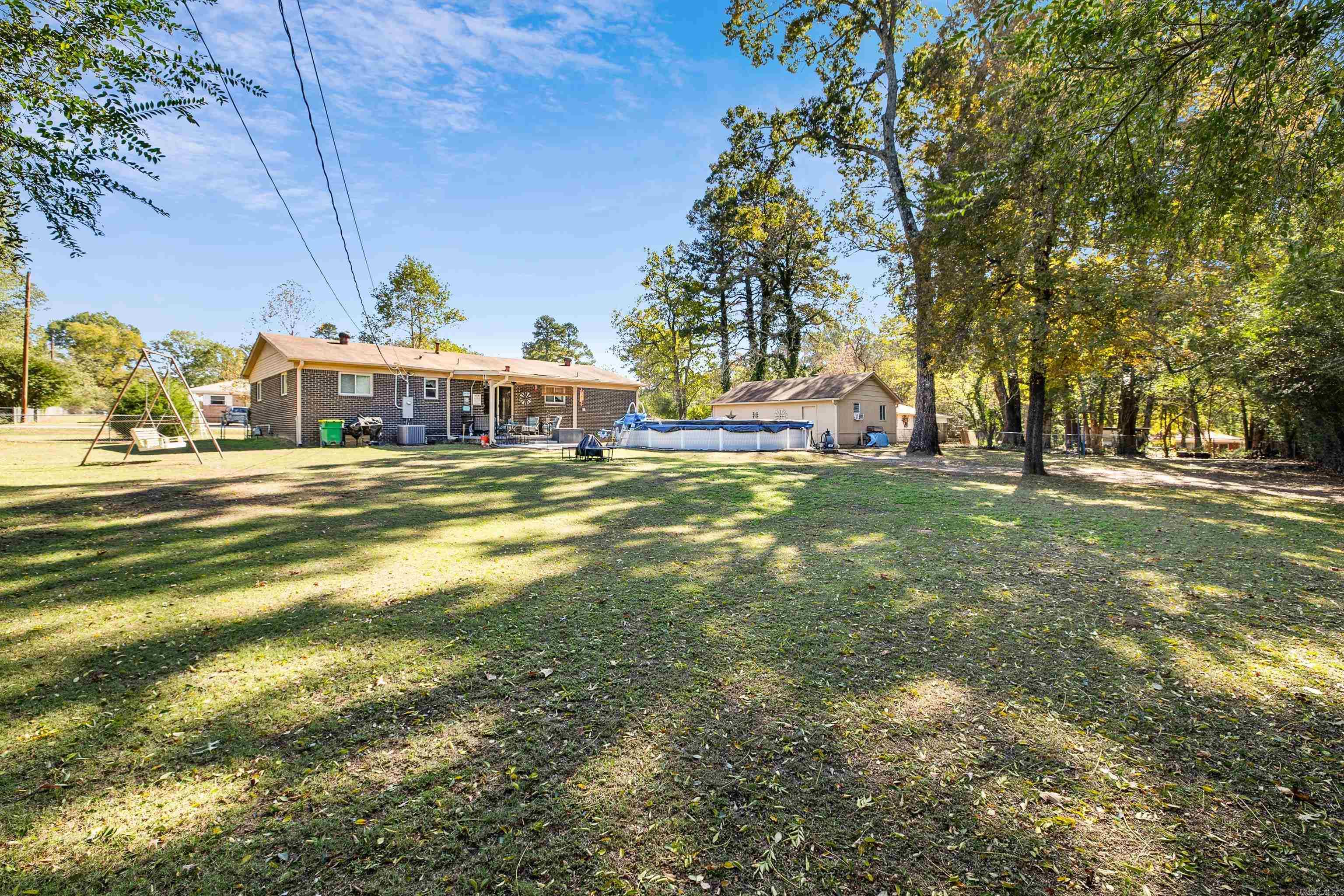 CIRCLE LAKE - Residential