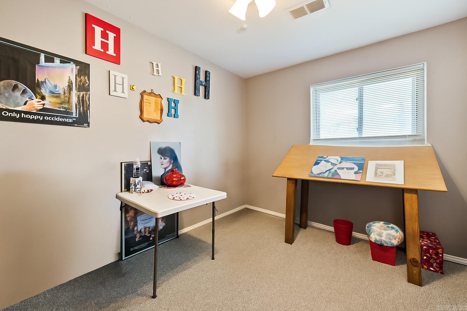 CIRCLE LAKE - Residential