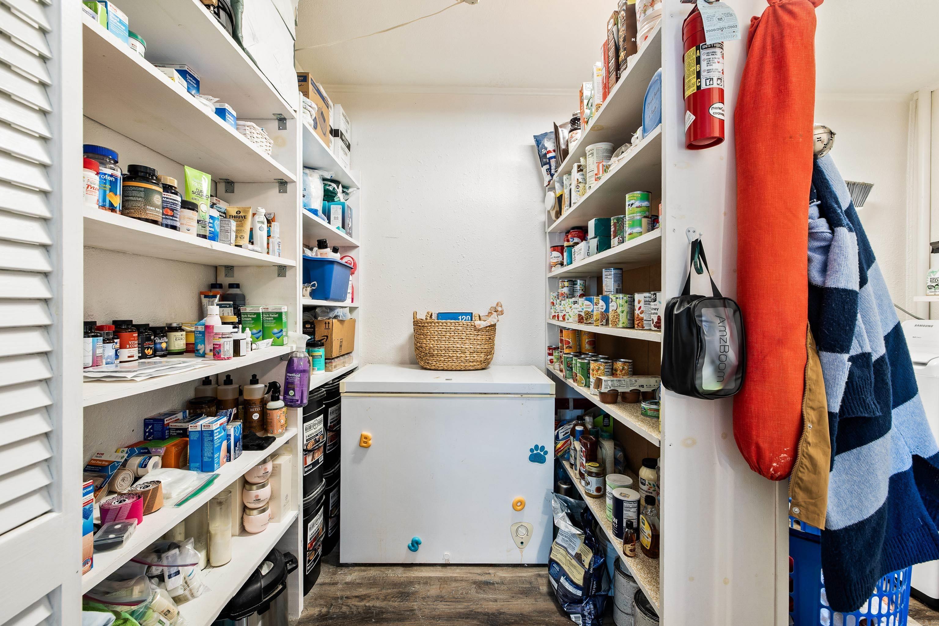 CIRCLE LAKE - Residential