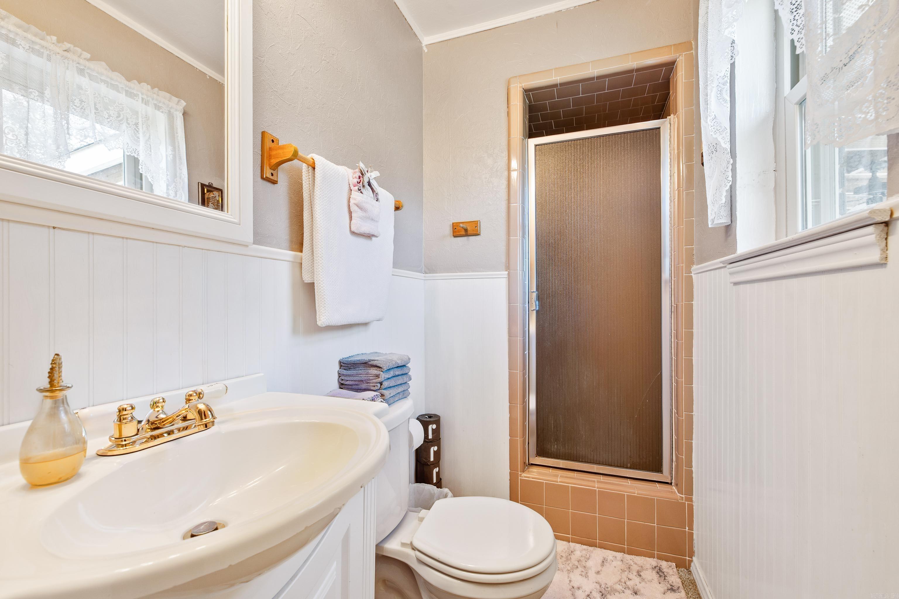 CIRCLE LAKE - Residential