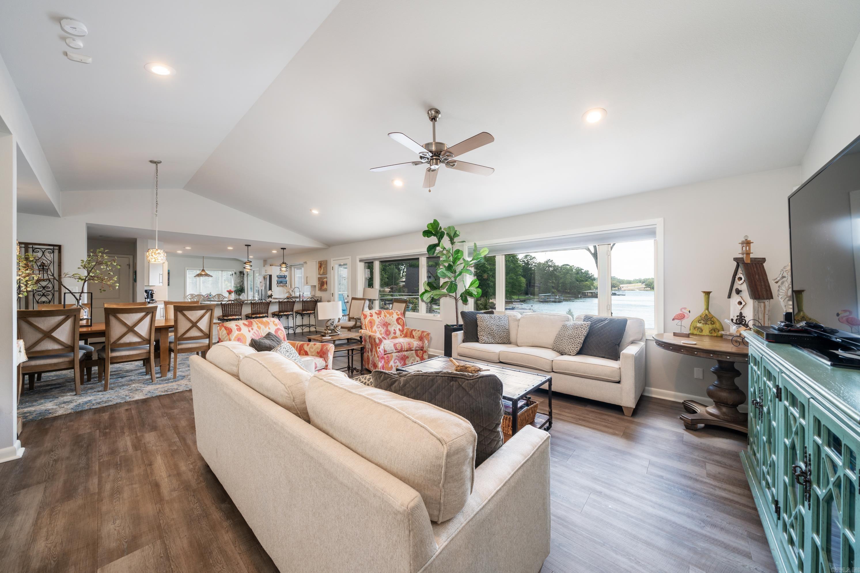 BAYSHORE ACRES - Residential