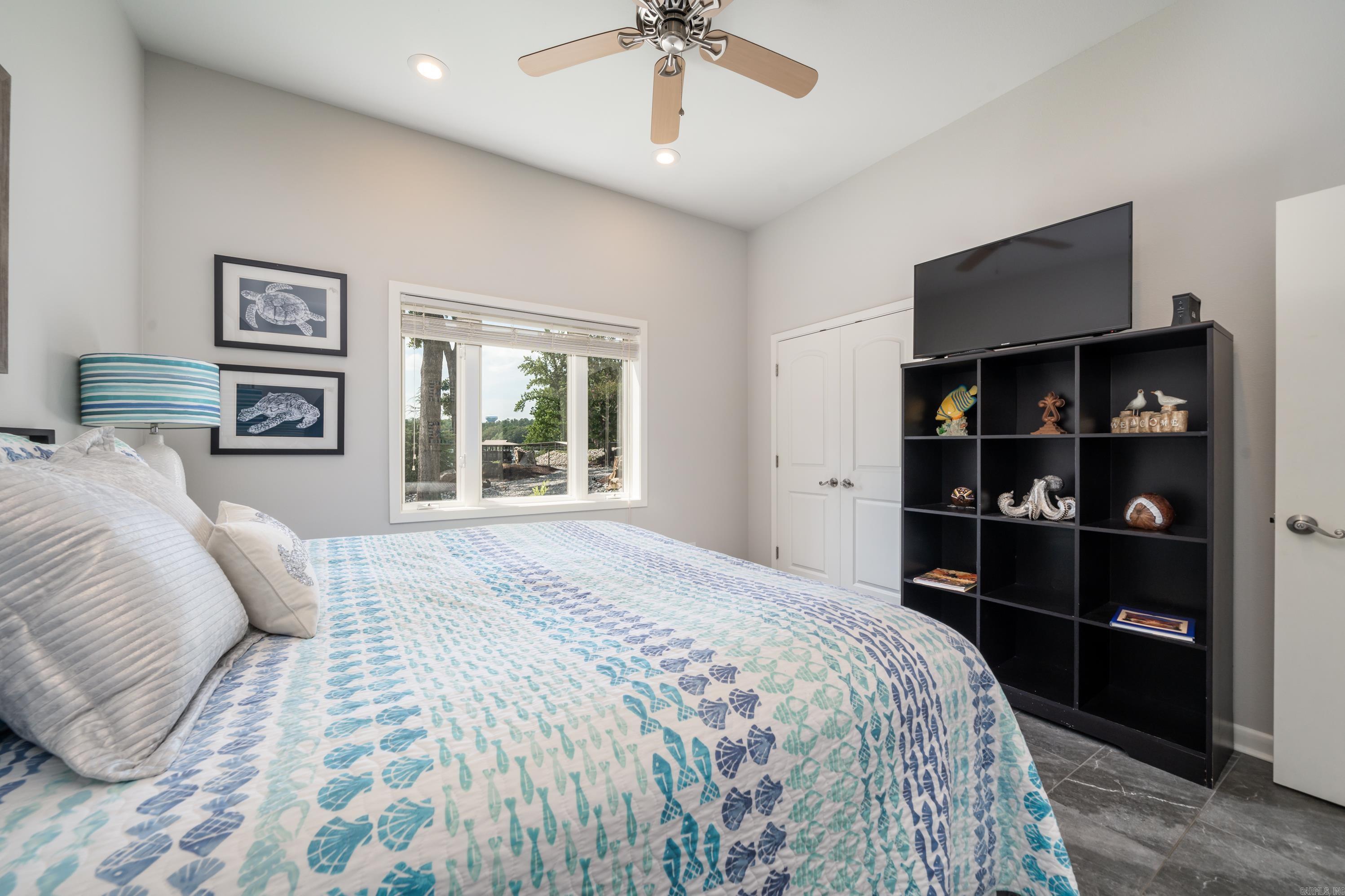 BAYSHORE ACRES - Residential