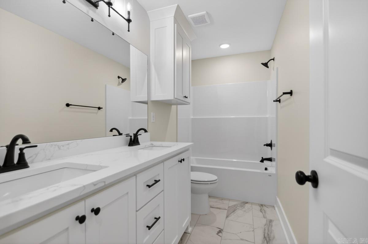 SUNRISE ACRES - Residential