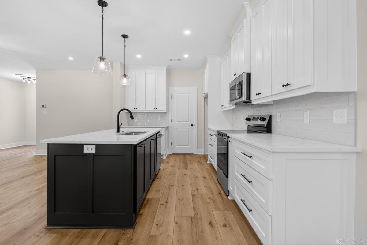 SUNRISE ACRES - Residential