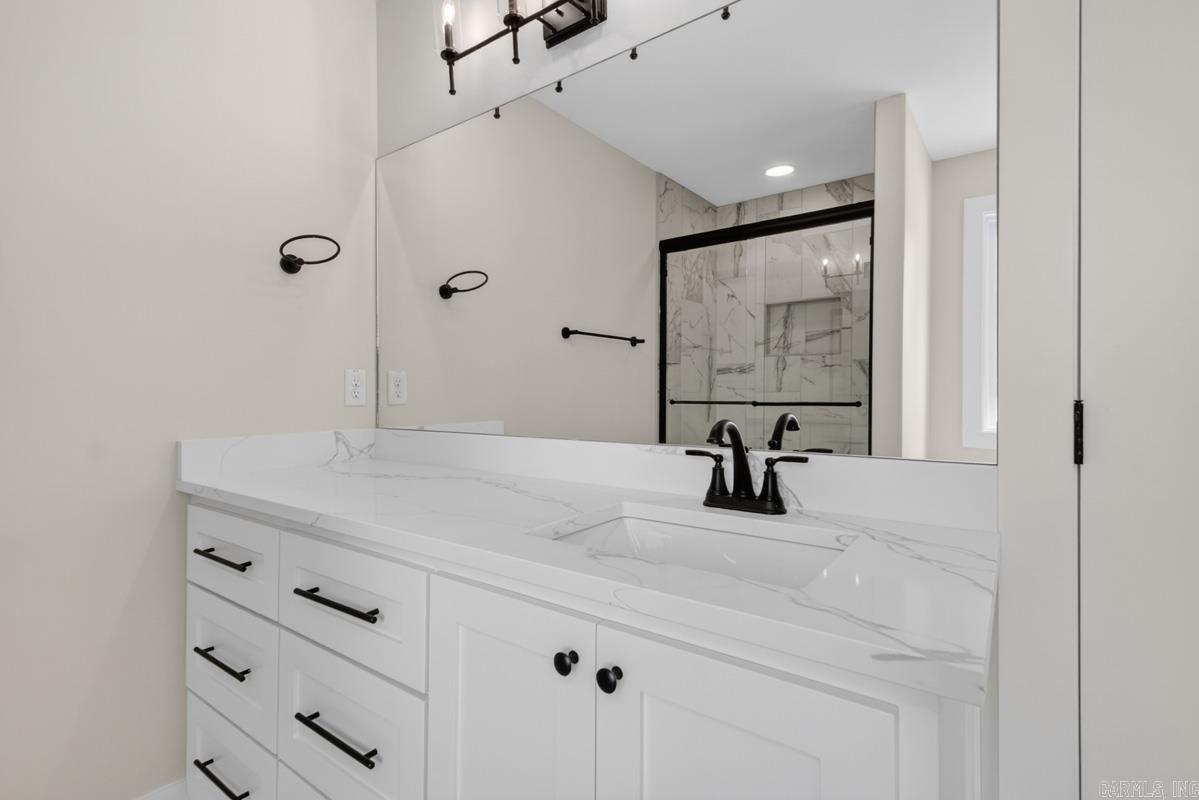 SUNRISE ACRES - Residential