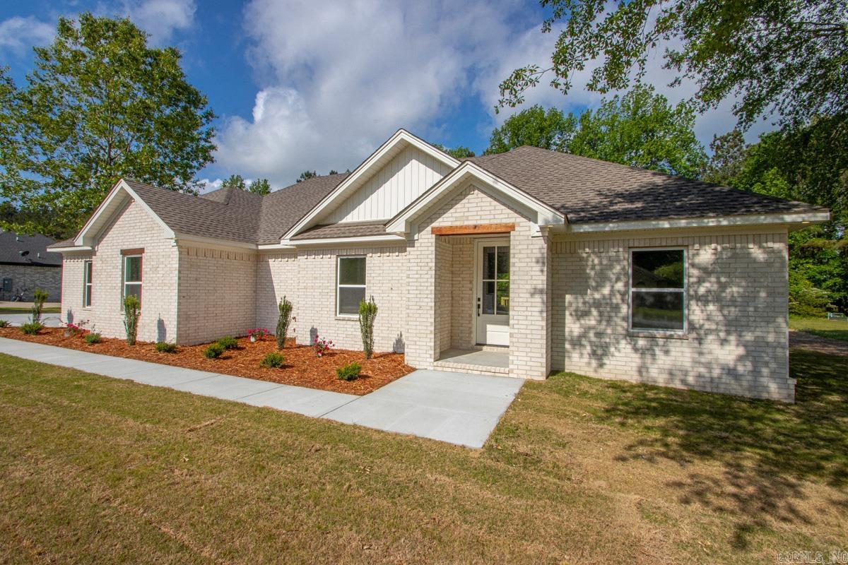 SUNRISE ACRES - Residential