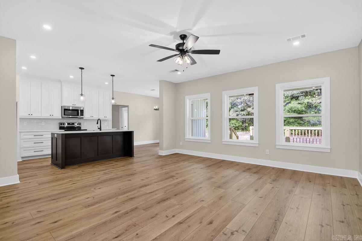 SUNRISE ACRES - Residential