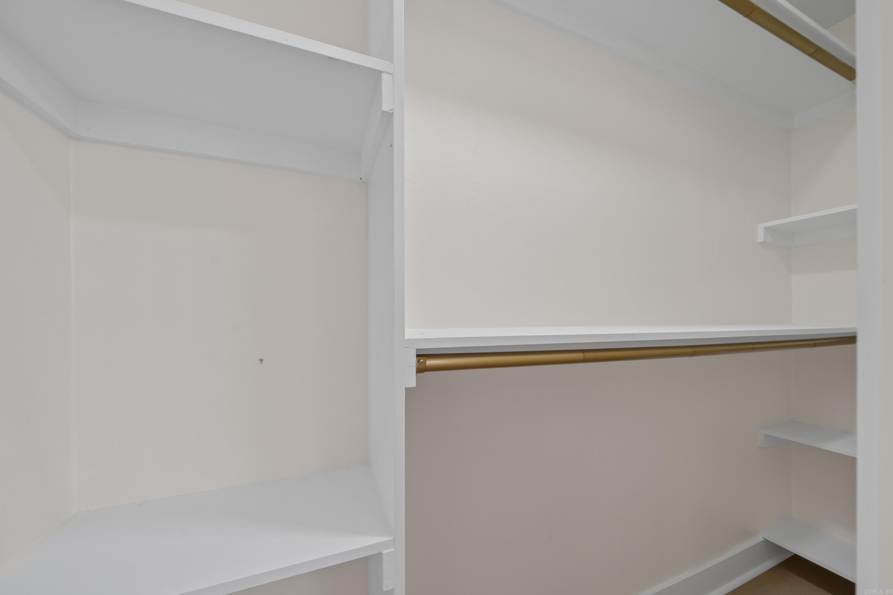 MARLOWE MANOR - Residential