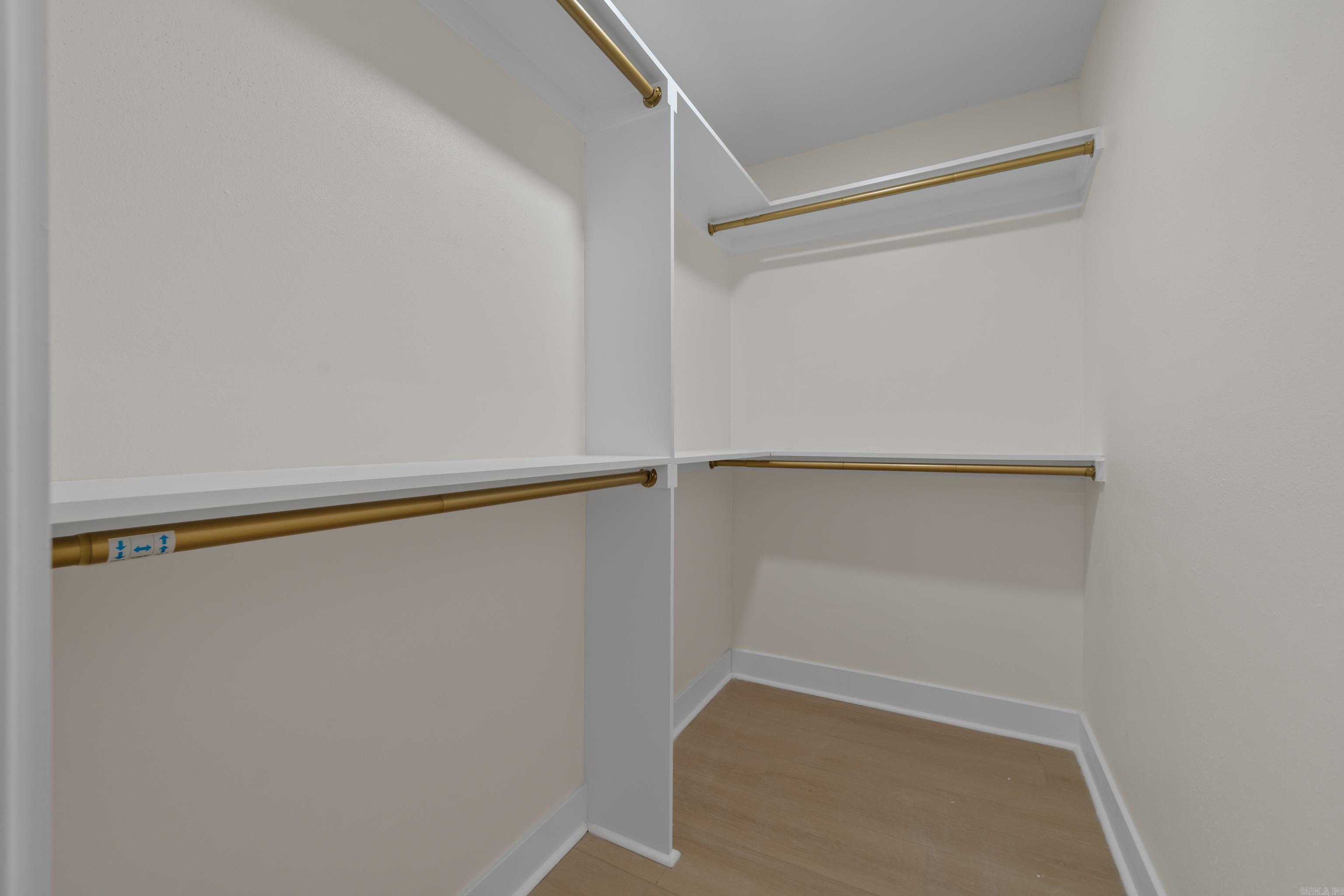 MARLOWE MANOR - Residential