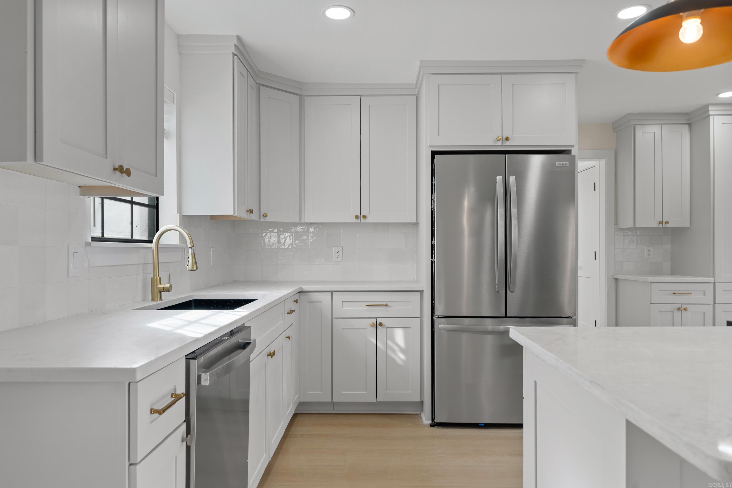 MARLOWE MANOR - Residential