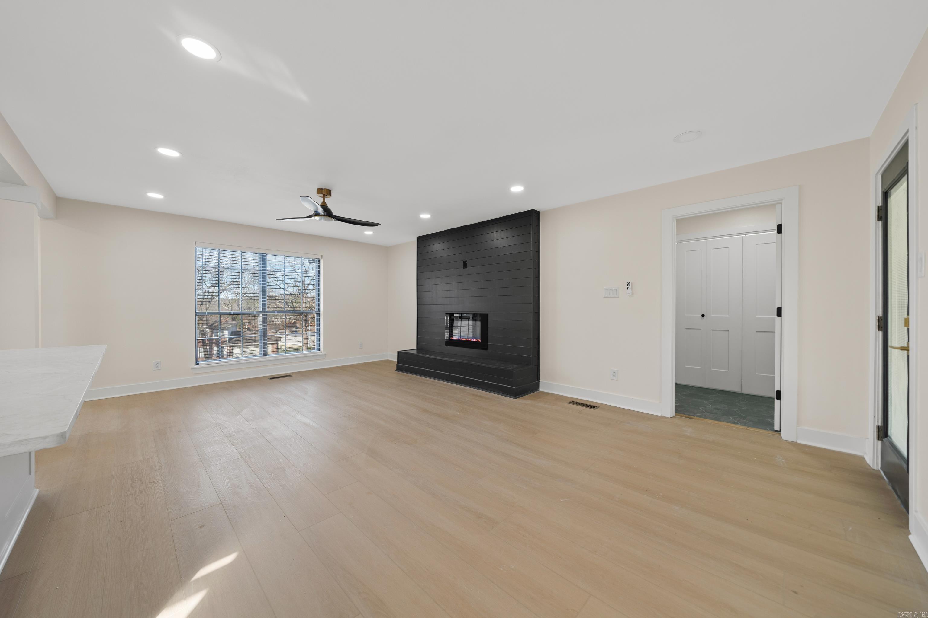 MARLOWE MANOR - Residential