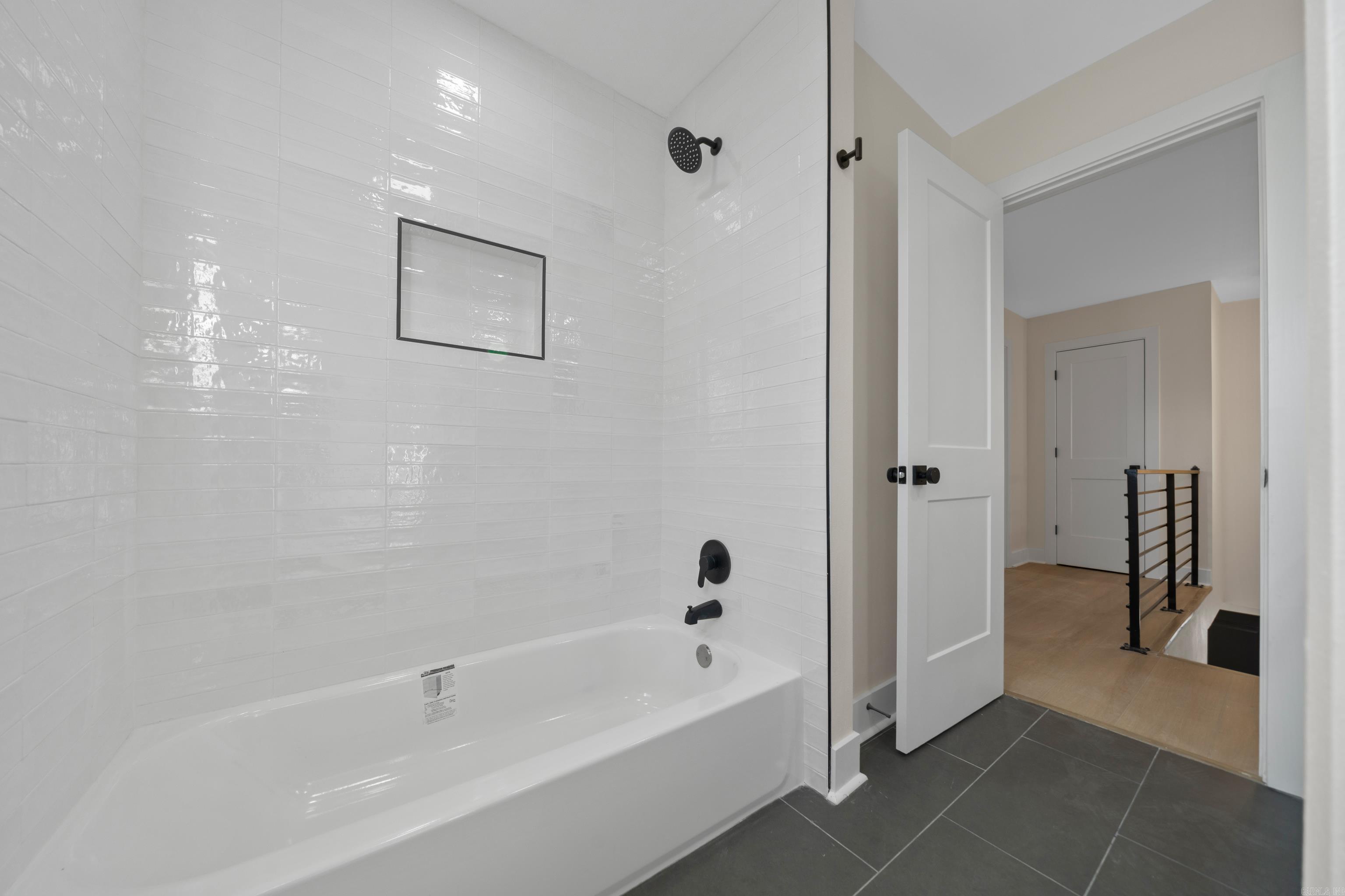 MARLOWE MANOR - Residential