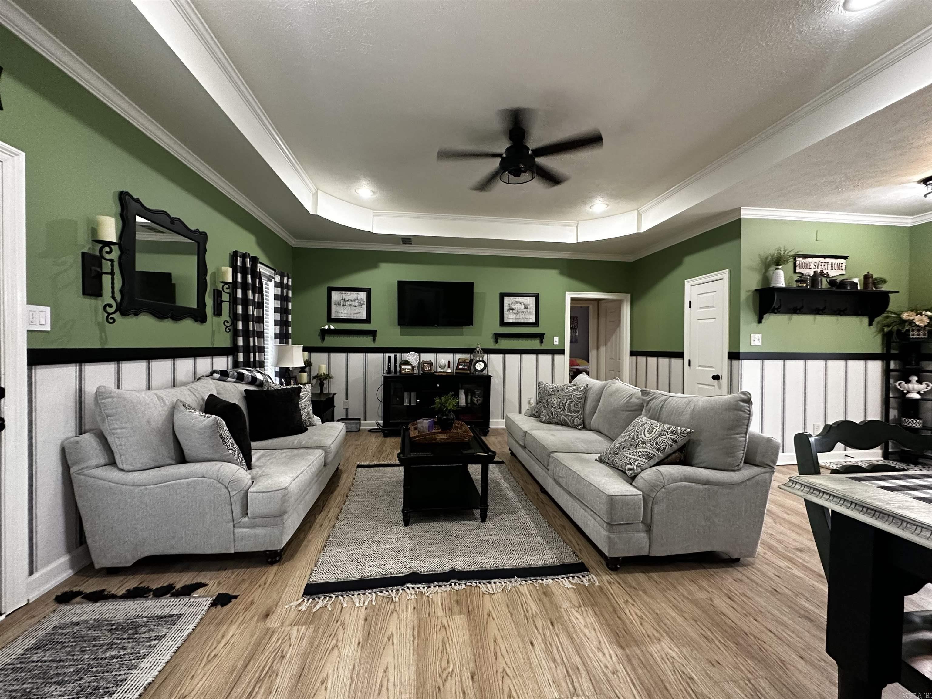 MAGNESS CREEK NORTH - Residential