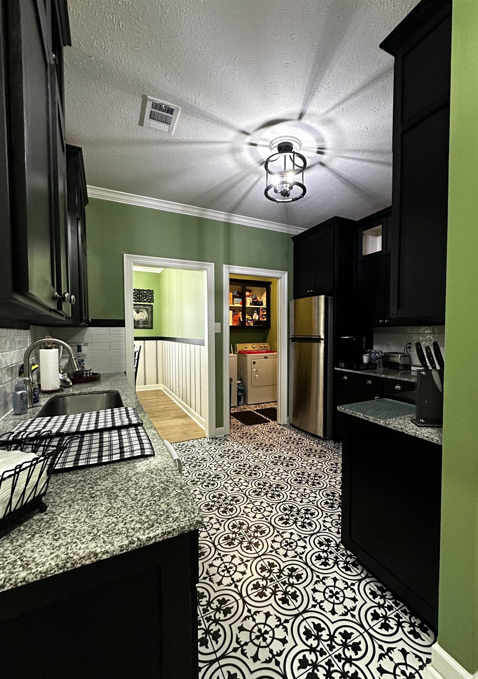 MAGNESS CREEK NORTH - Residential