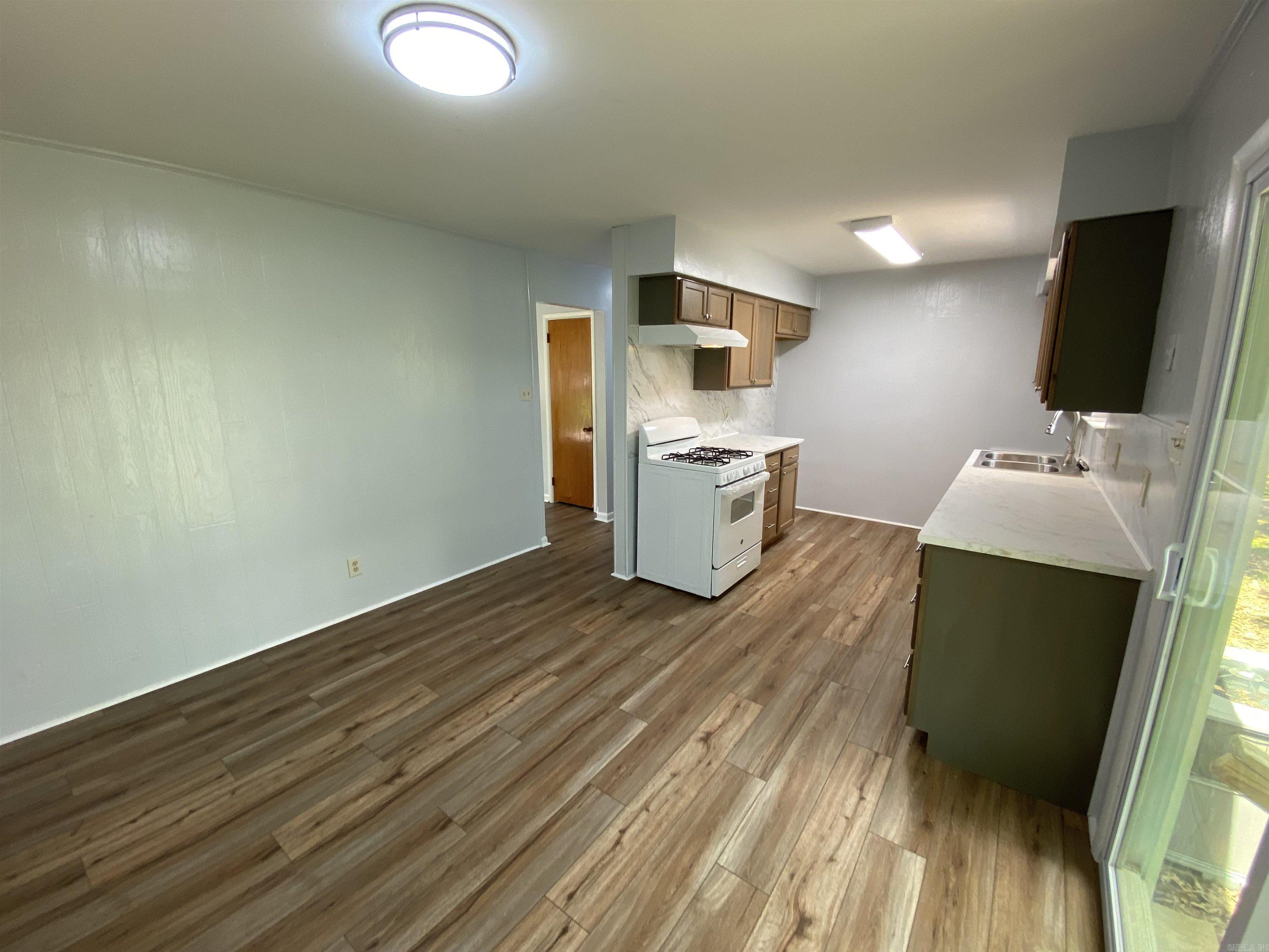 Twin Lakes - Residential