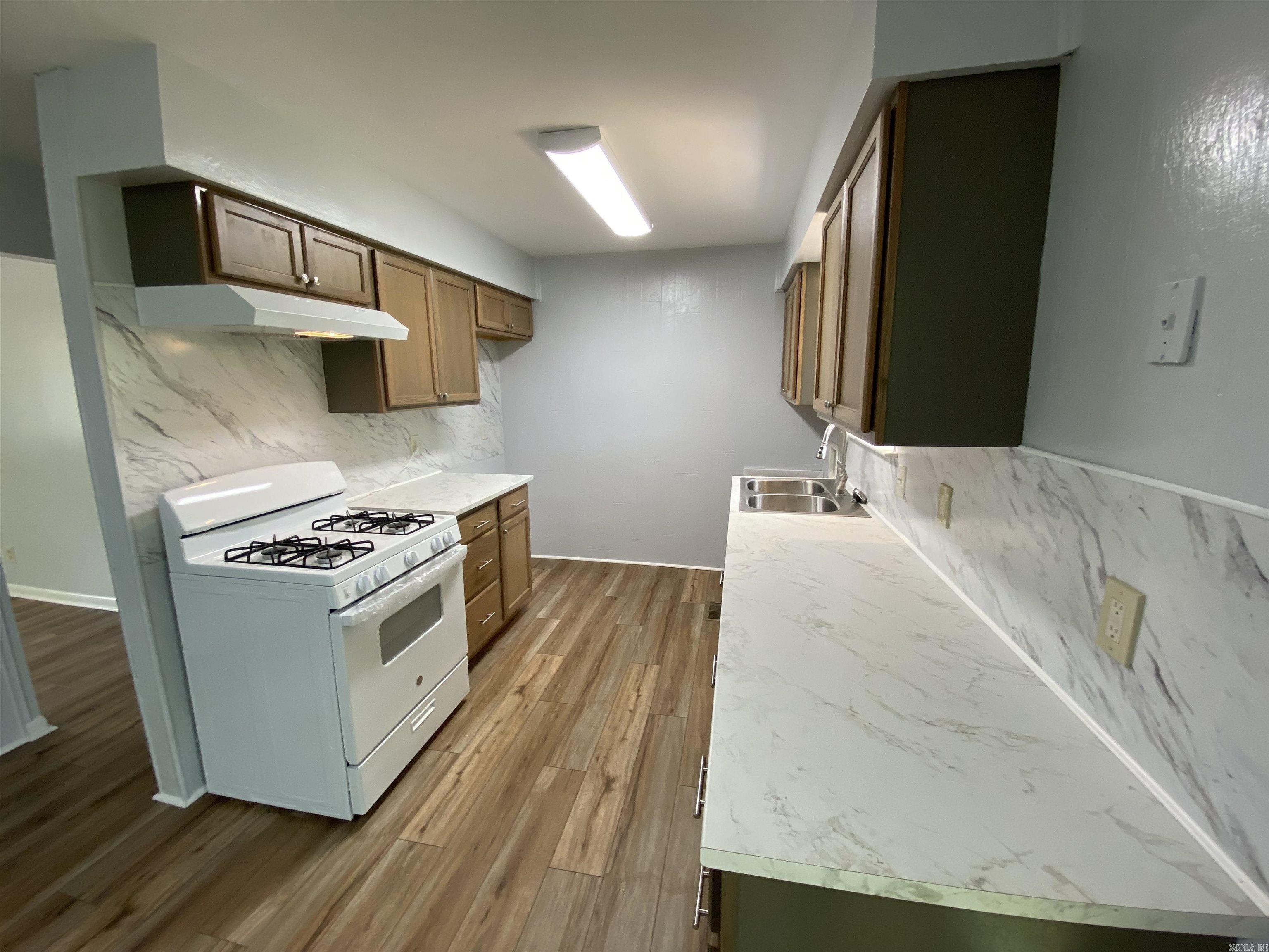 Twin Lakes - Residential