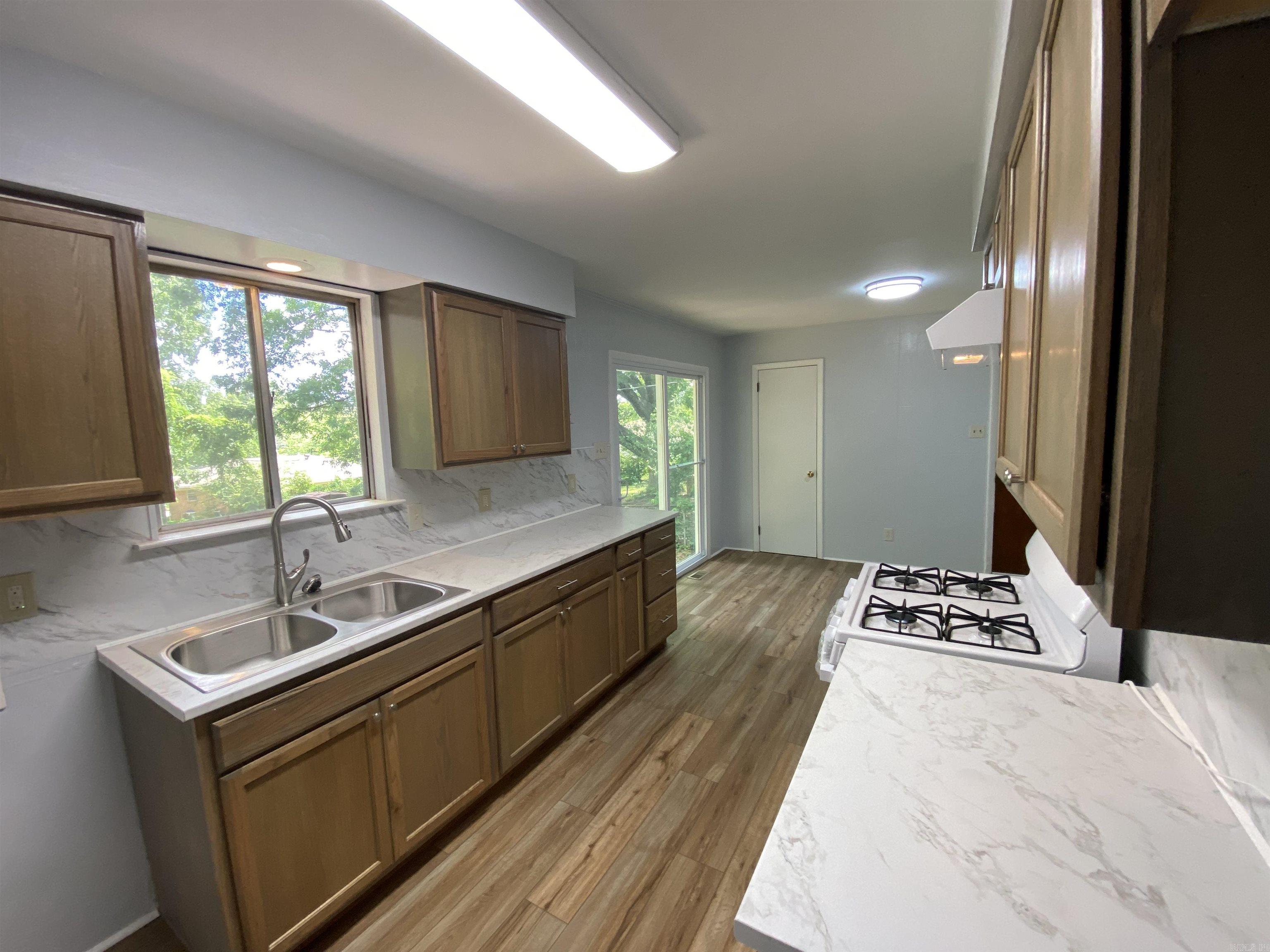 Twin Lakes - Residential