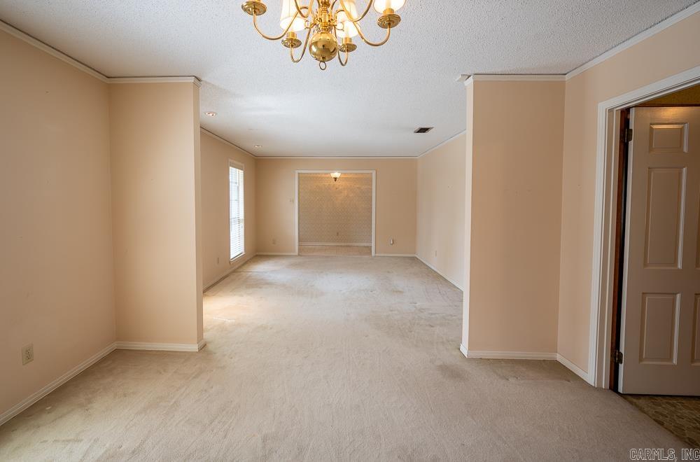 Leawood Manor 1st - Residential