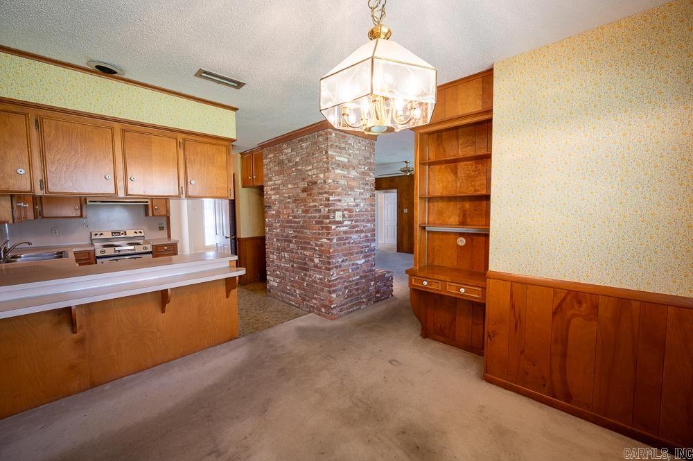 Leawood Manor 1st - Residential