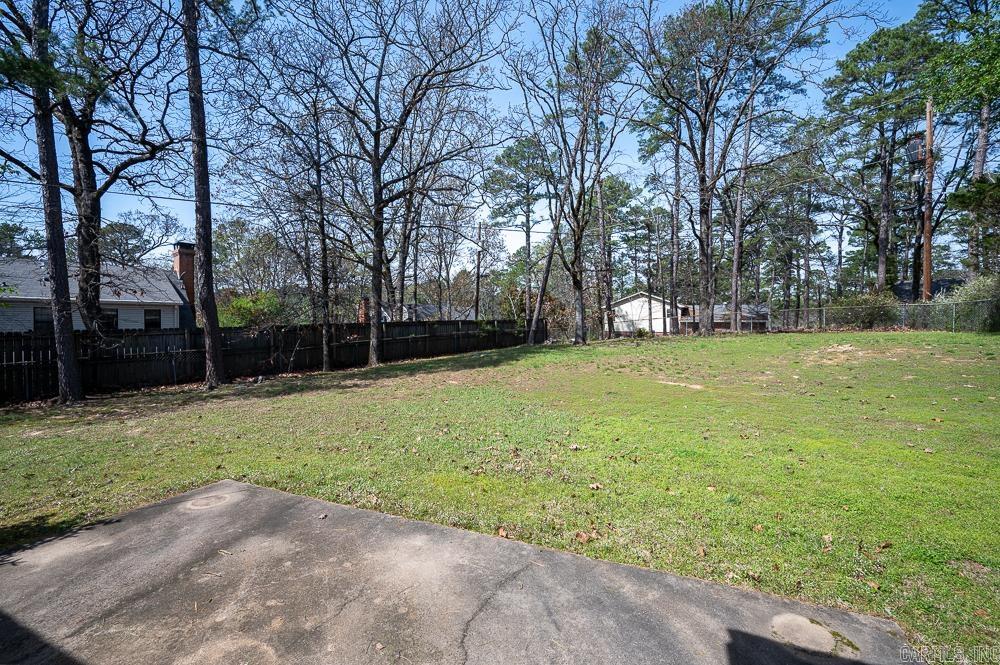 Leawood Manor 1st - Residential