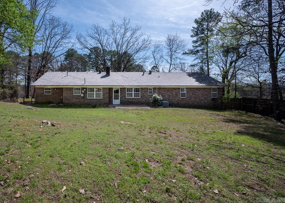 Leawood Manor 1st - Residential