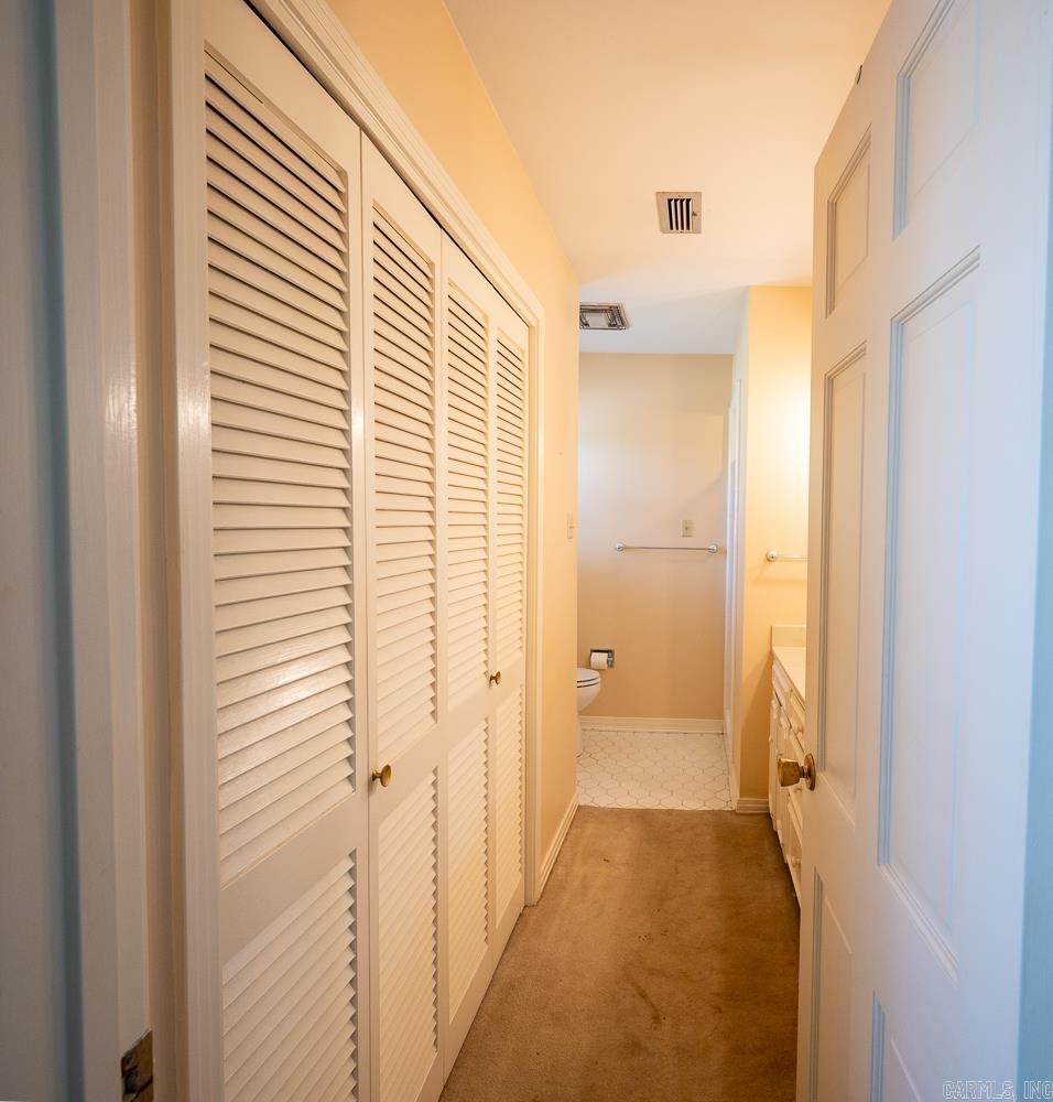 Leawood Manor 1st - Residential