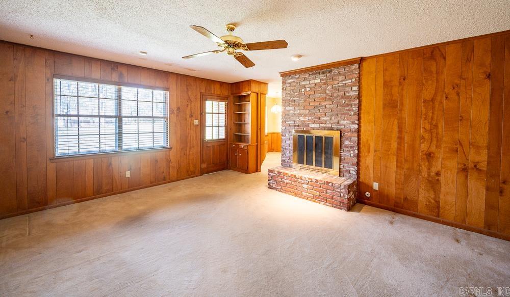 Leawood Manor 1st - Residential