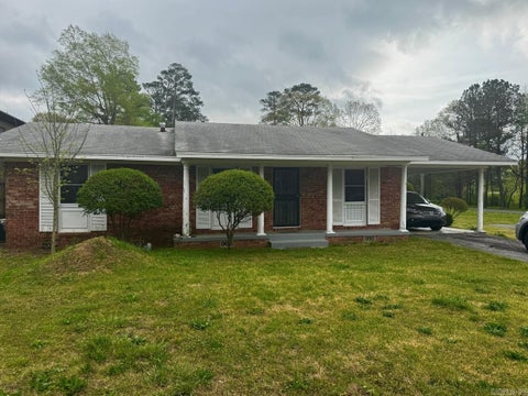 Photo of 307311 Carpenter Dam Road, Hot Springs, AR 71901 (MLS # 26042314)