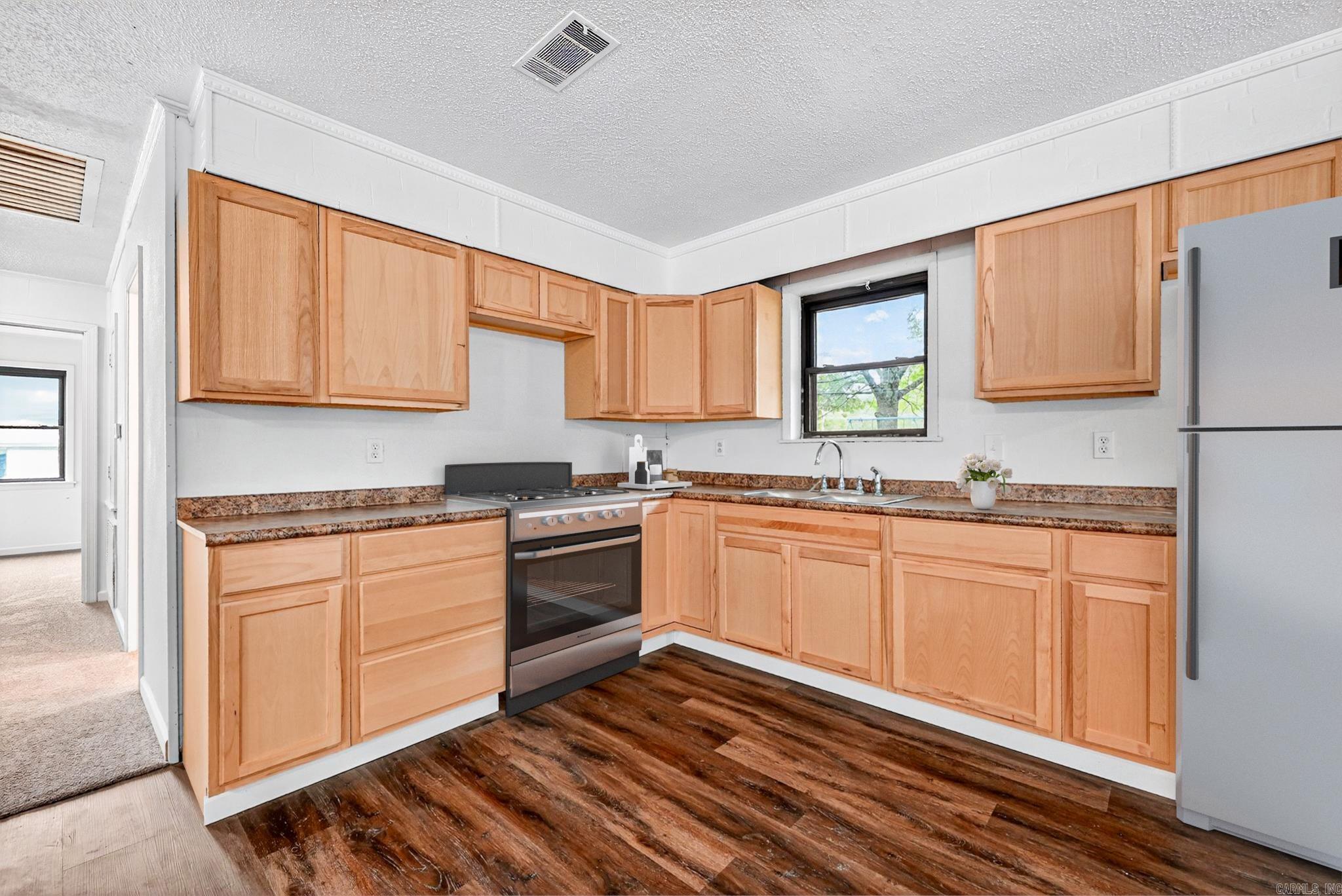 Moores Country Club - Residential