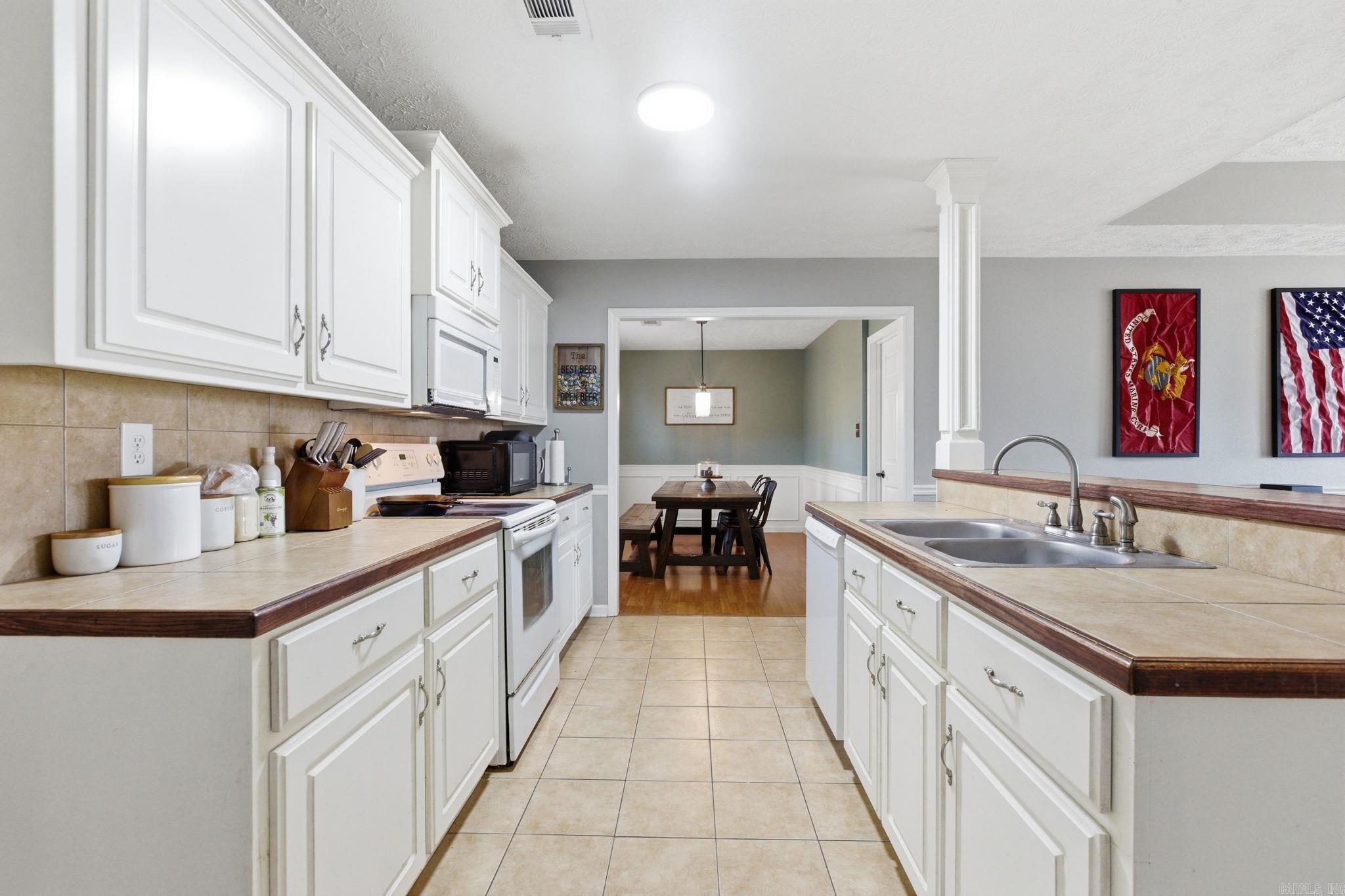 Golden Meadows - Residential