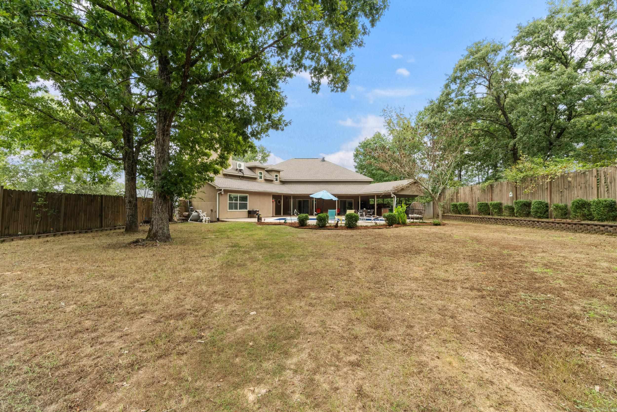PLANTATION ACRES - Residential