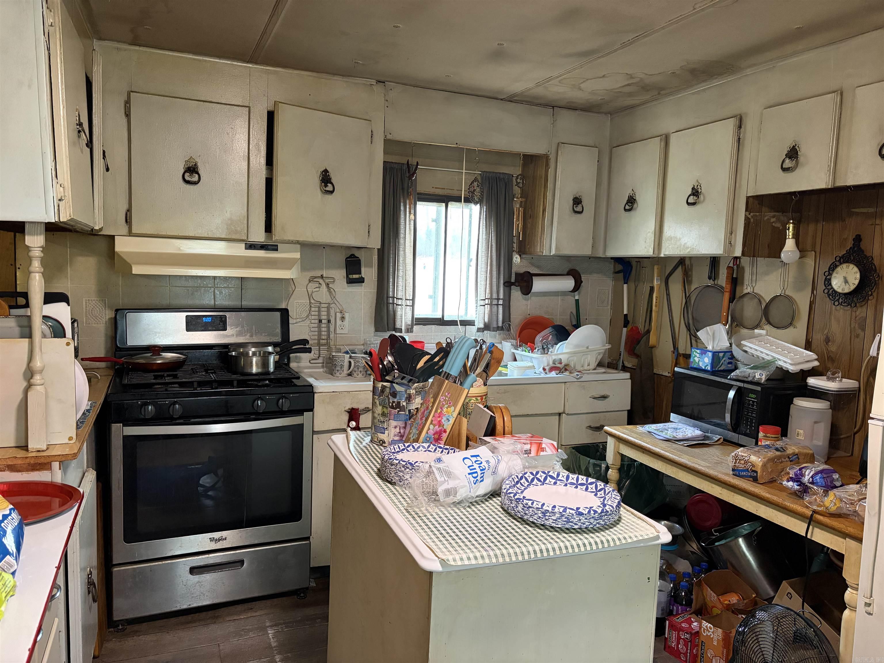 ACREAGE LOTS - Residential