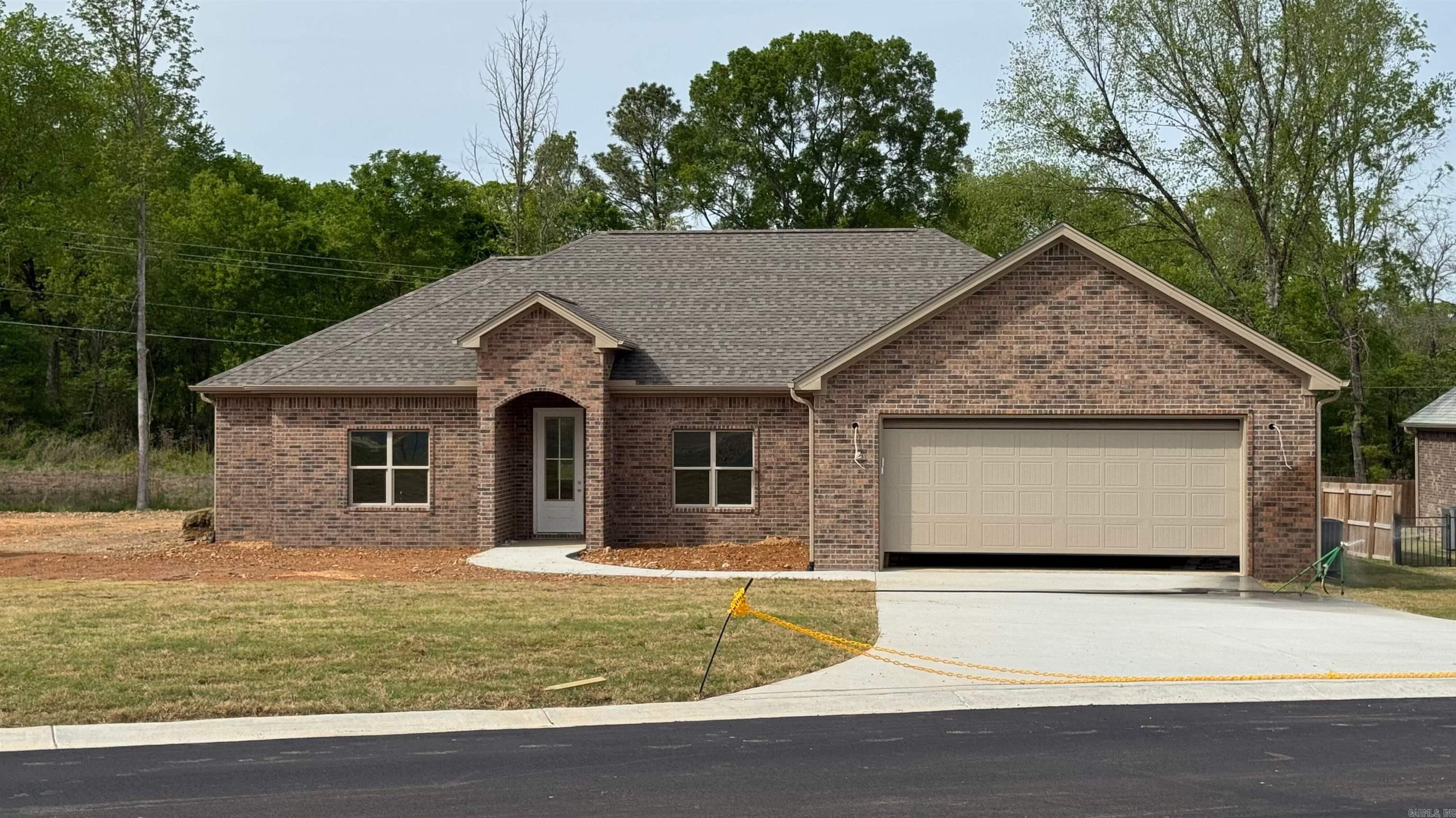 LA CALA ESTATES - Residential