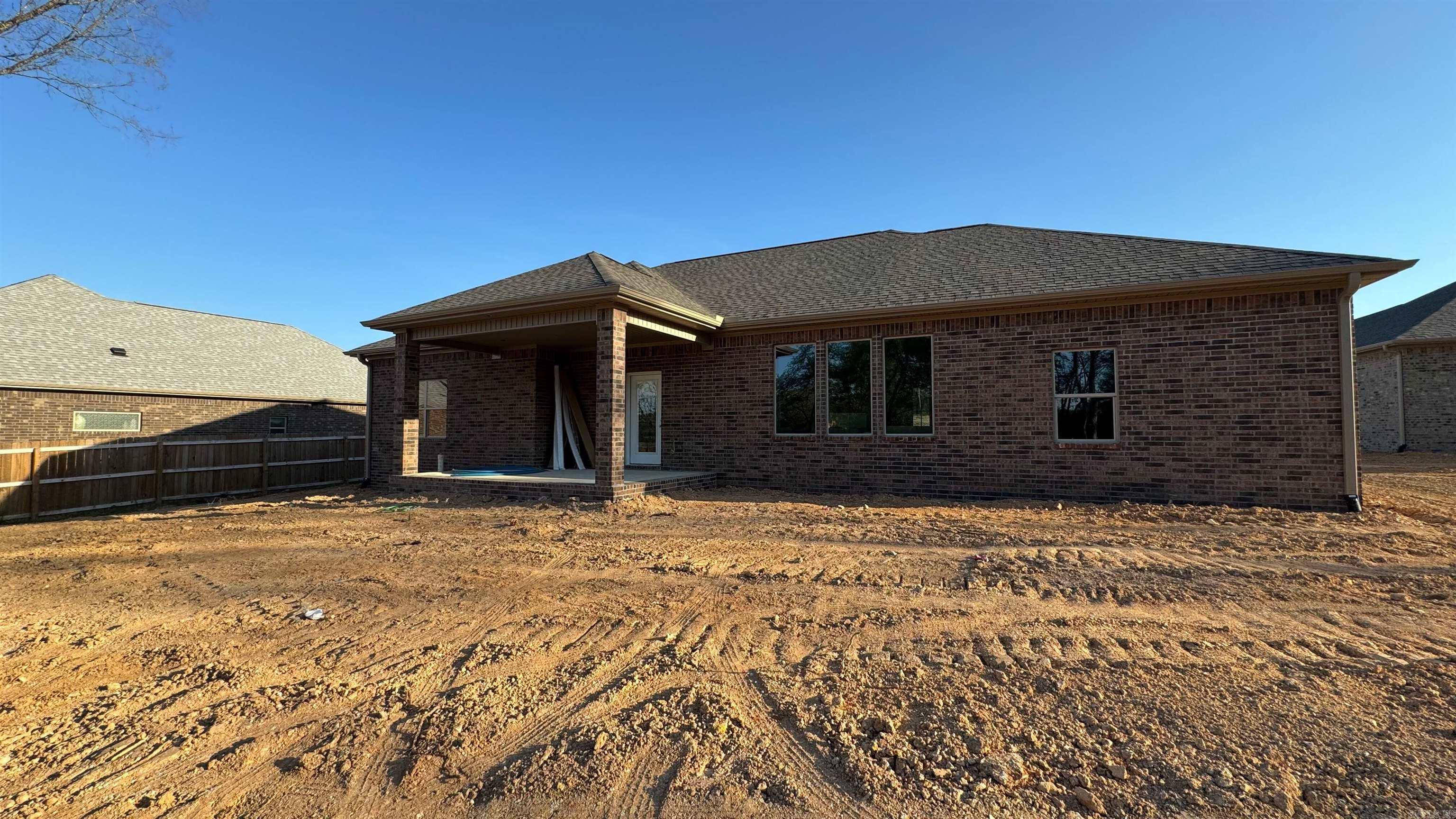 LA CALA ESTATES - Residential