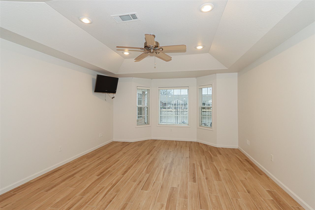 Enclave Circle - Residential Lease