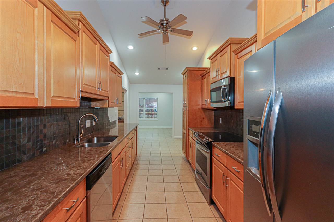 Enclave Circle - Residential Lease