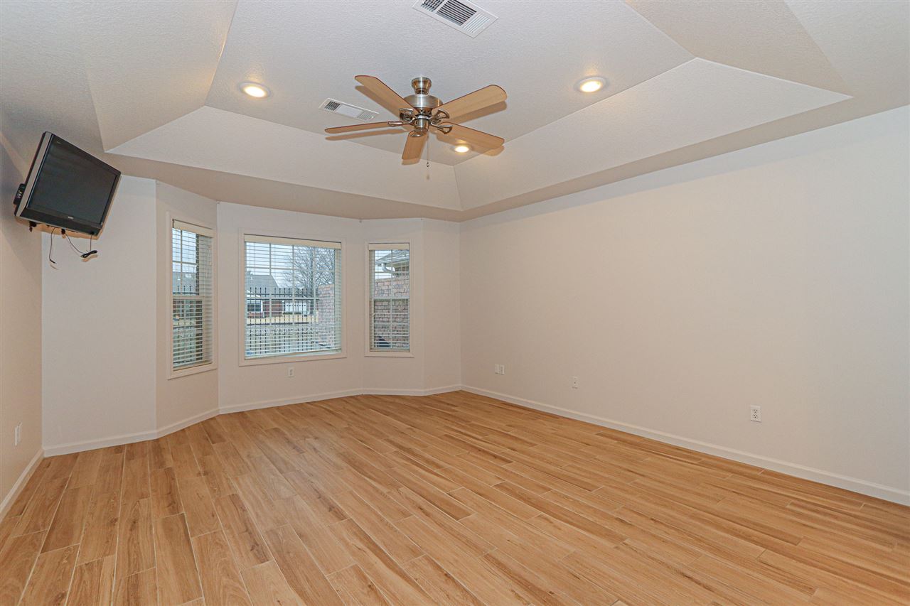 Enclave Circle - Residential Lease