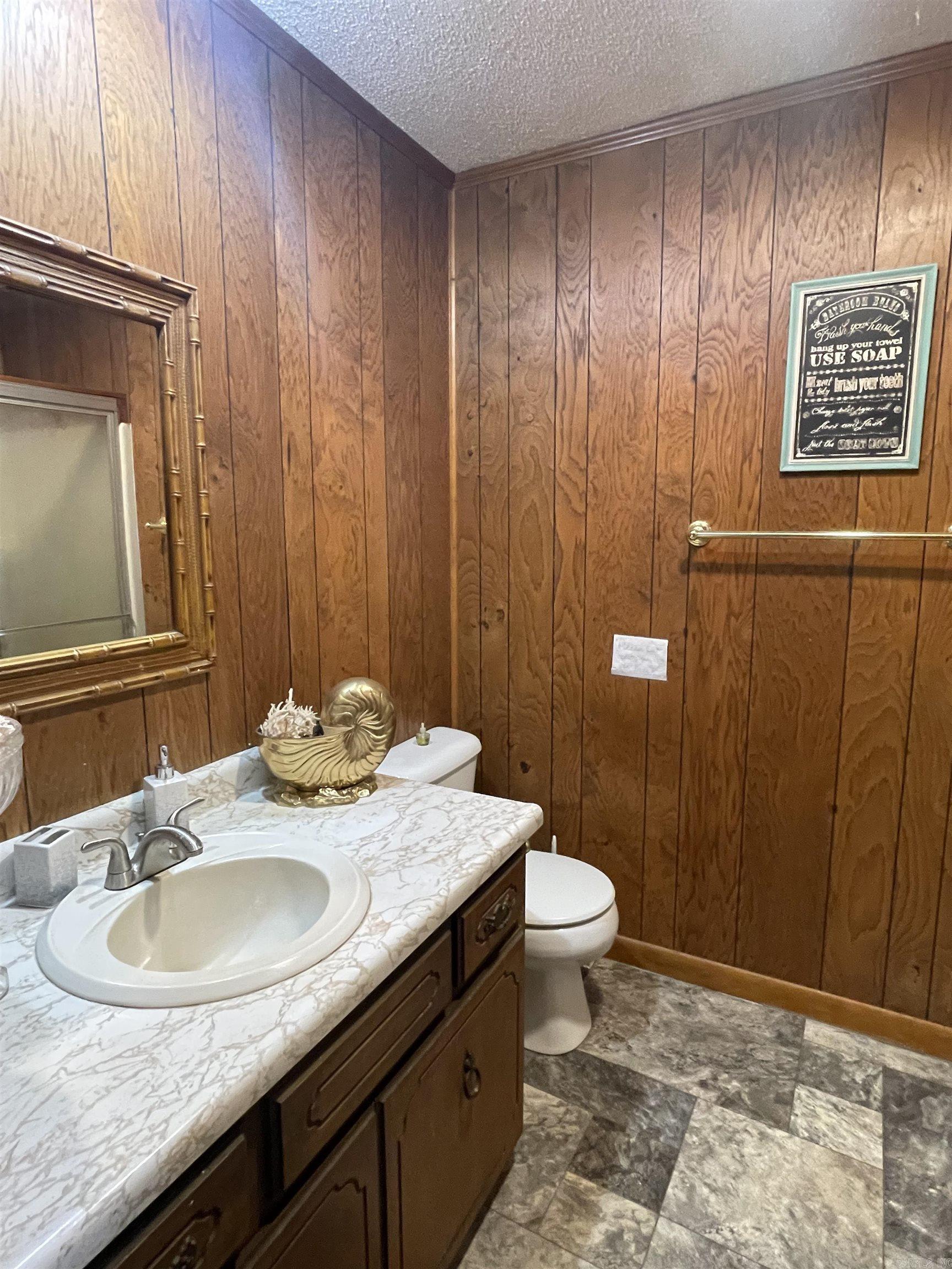 ROSE BUD OUTLOTS - Residential