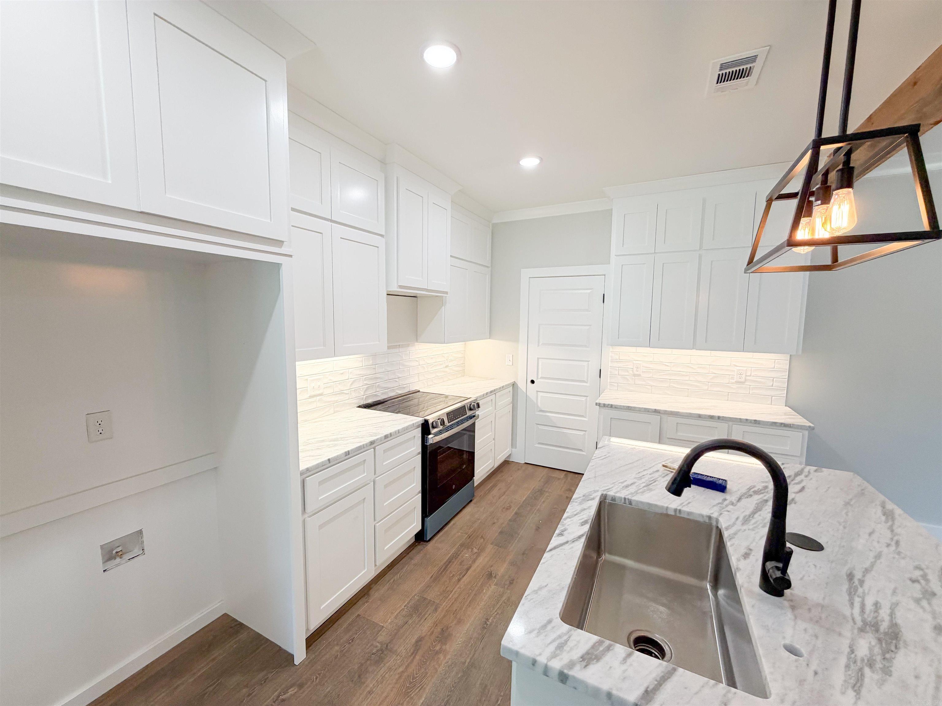 JACKSON ACRES - Residential