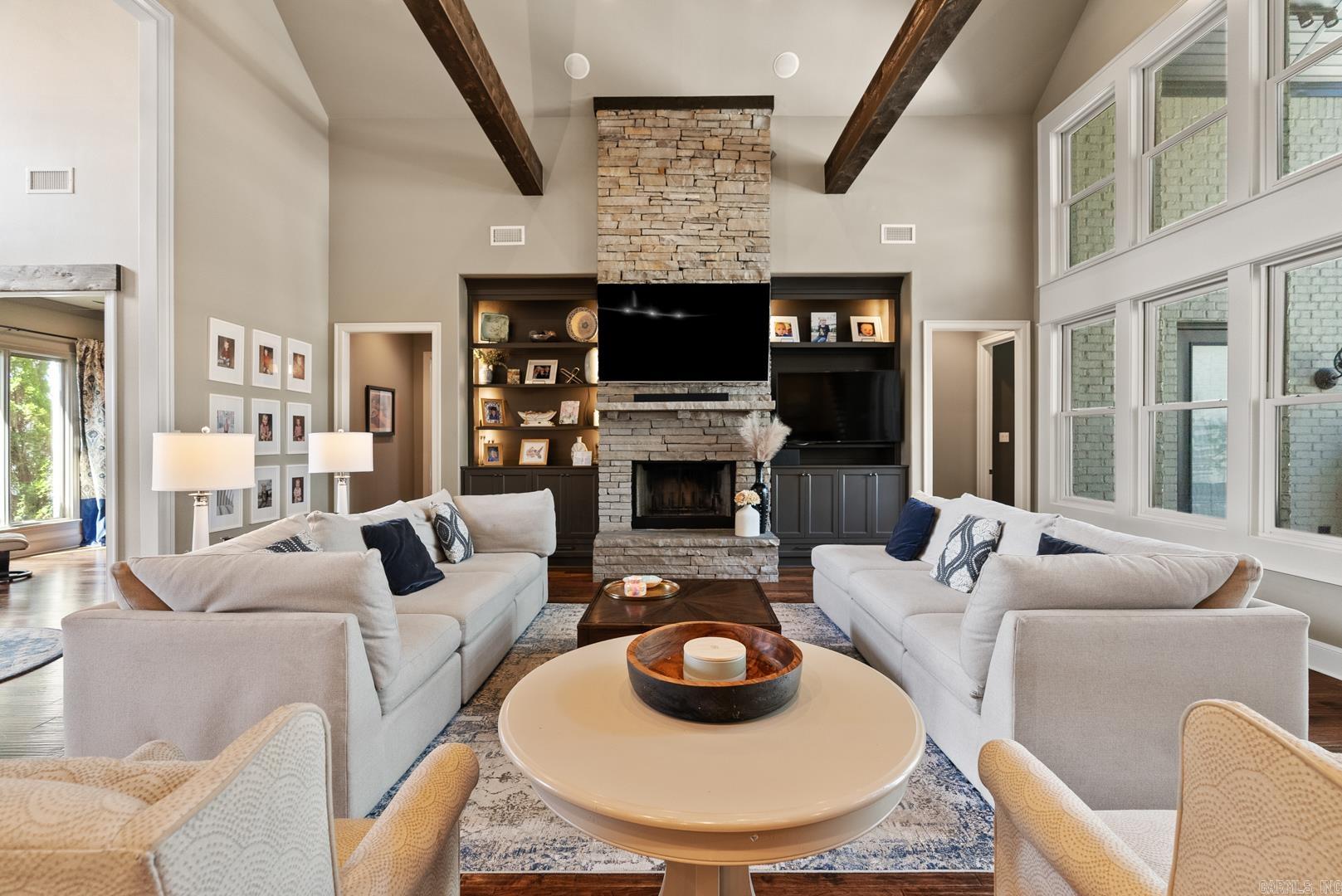 CHENAL VALLEY DEAUVILLE PLACE - Residential