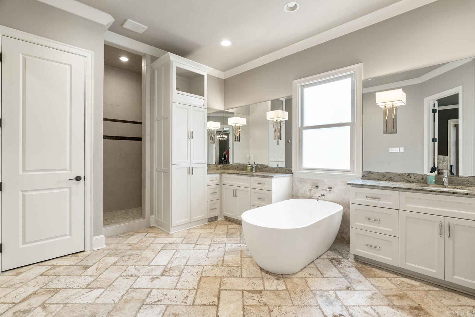 CHENAL VALLEY DEAUVILLE PLACE - Residential