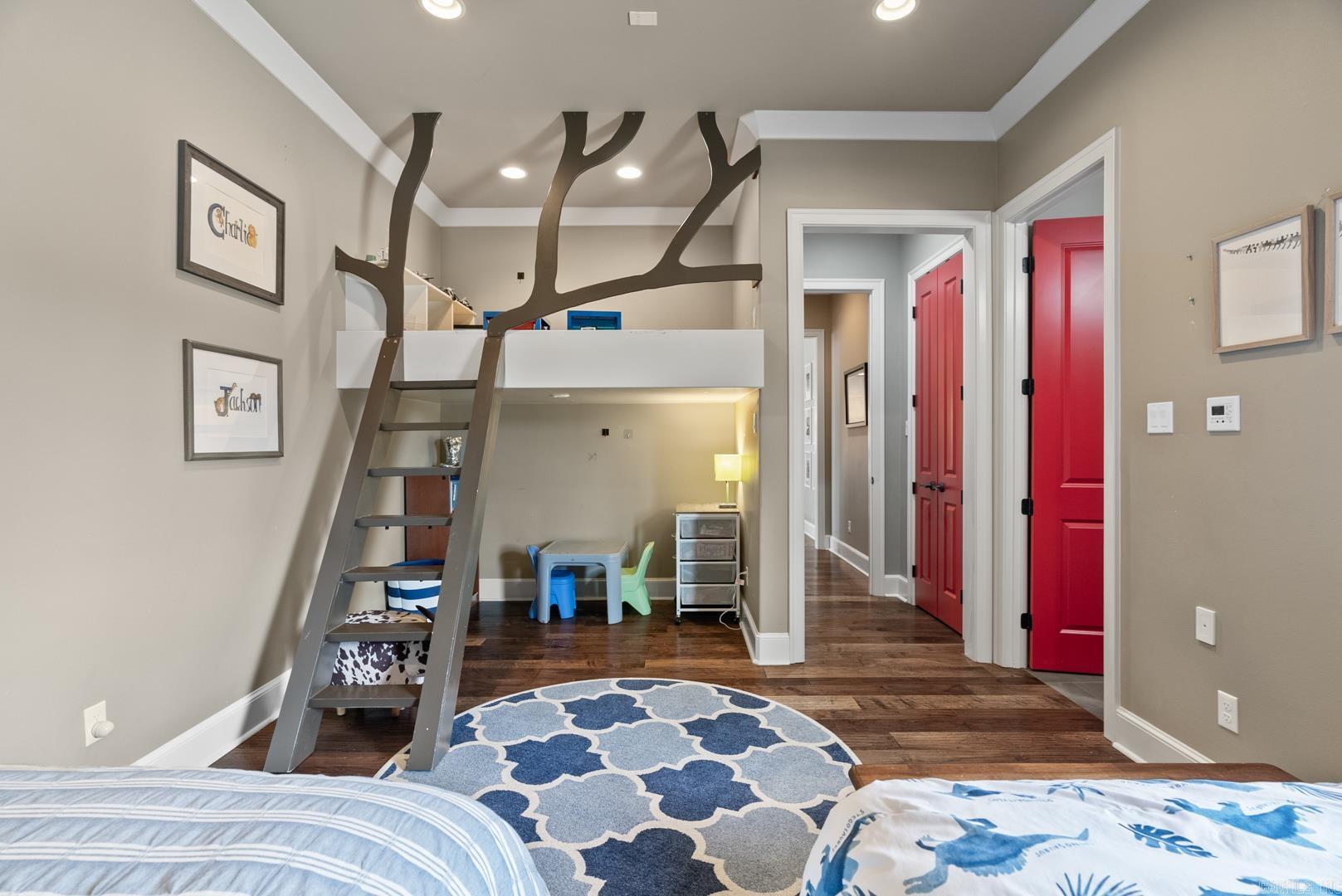 CHENAL VALLEY DEAUVILLE PLACE - Residential