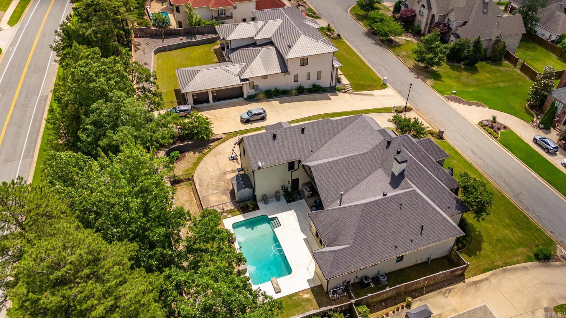 CHENAL VALLEY DEAUVILLE PLACE - Residential