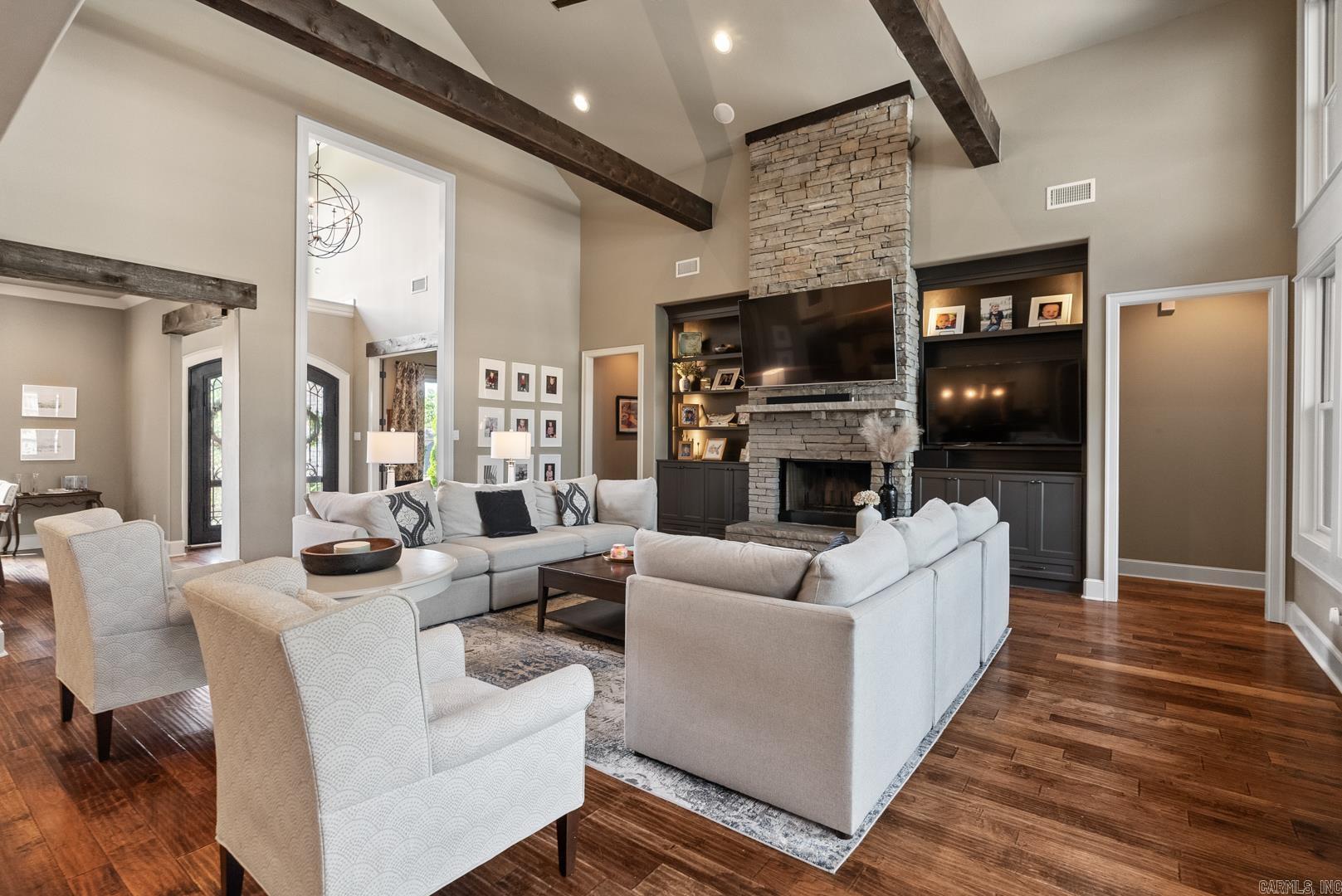 CHENAL VALLEY DEAUVILLE PLACE - Residential