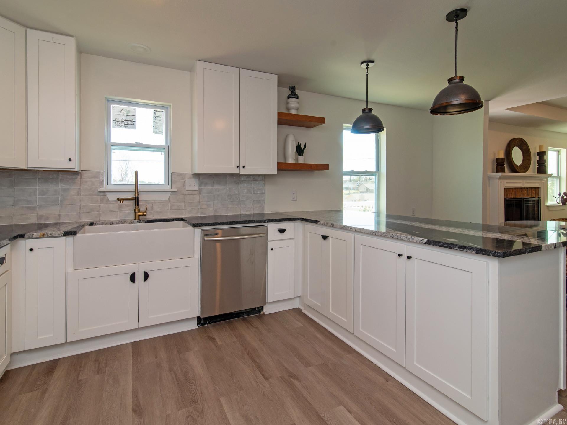 LUDINGTON HGTS - Residential