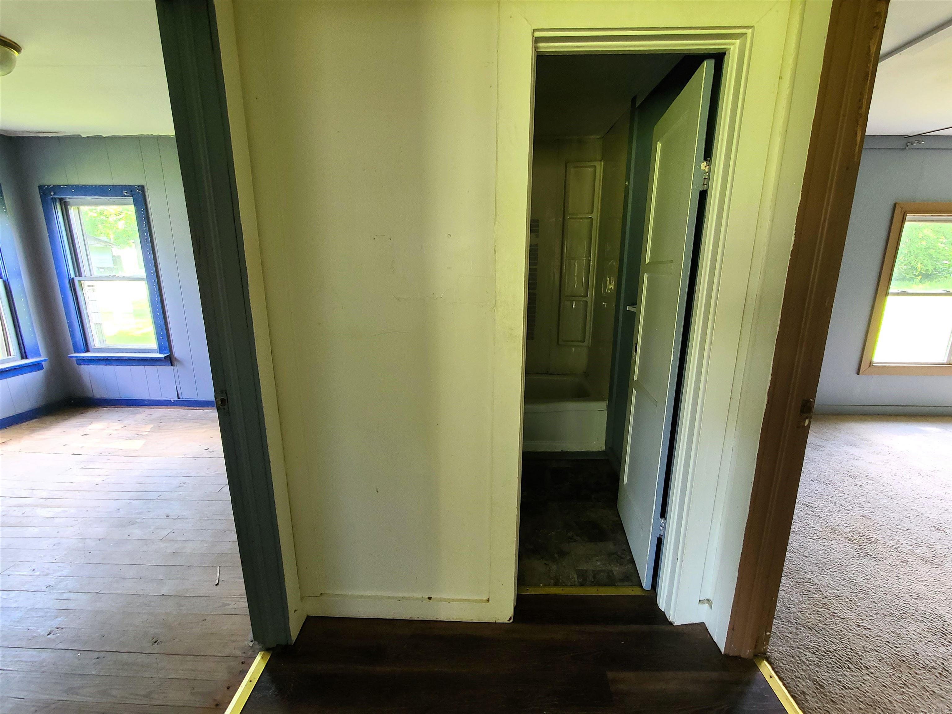 JOHNSON &WILEY - Residential