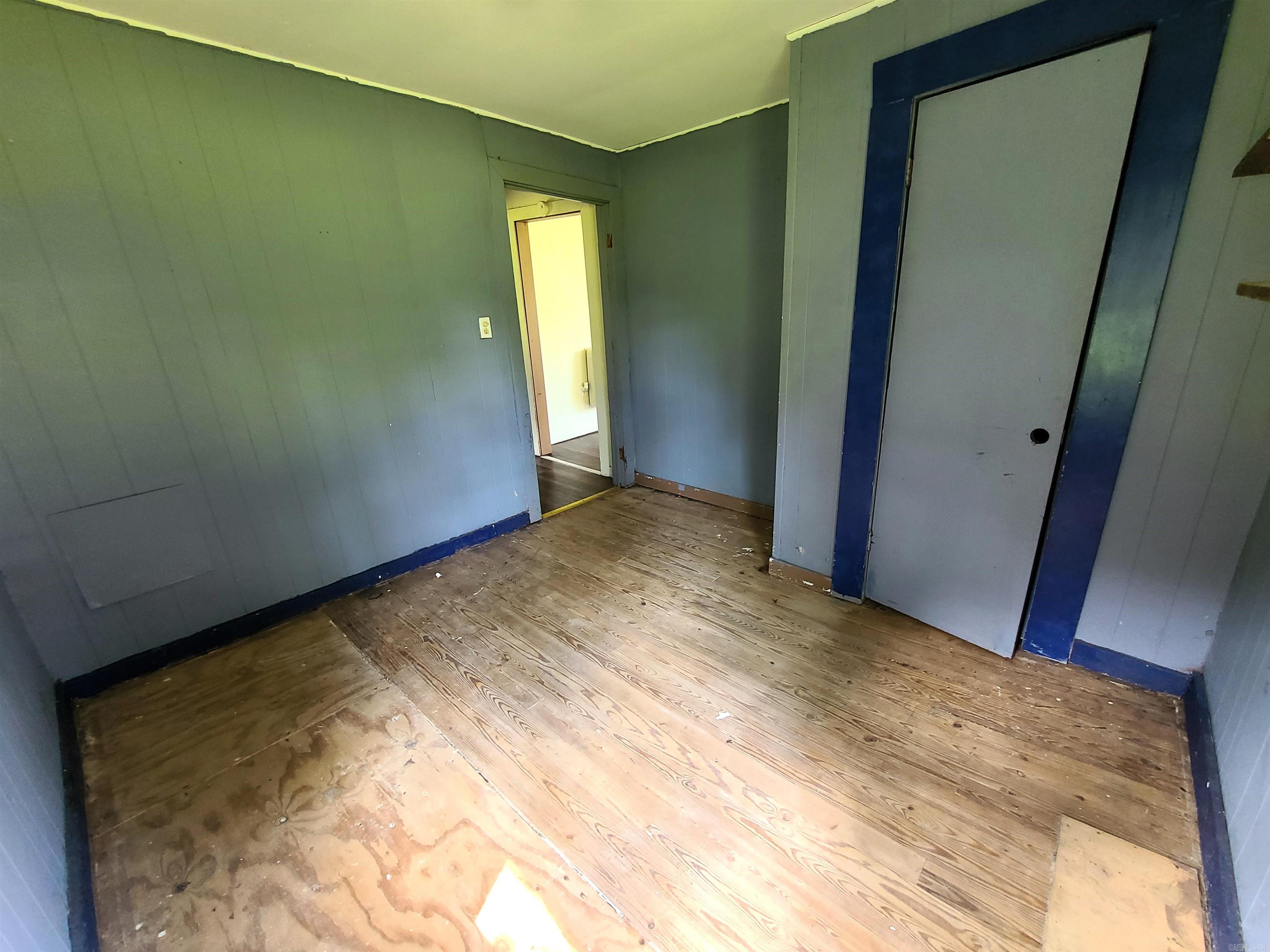 JOHNSON &WILEY - Residential