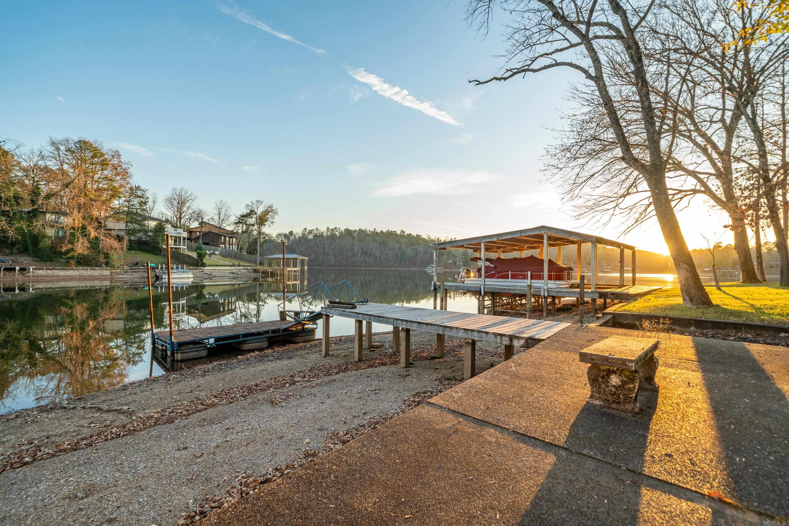 ARROWHEAD LAKE ESTATES 3 - Residential