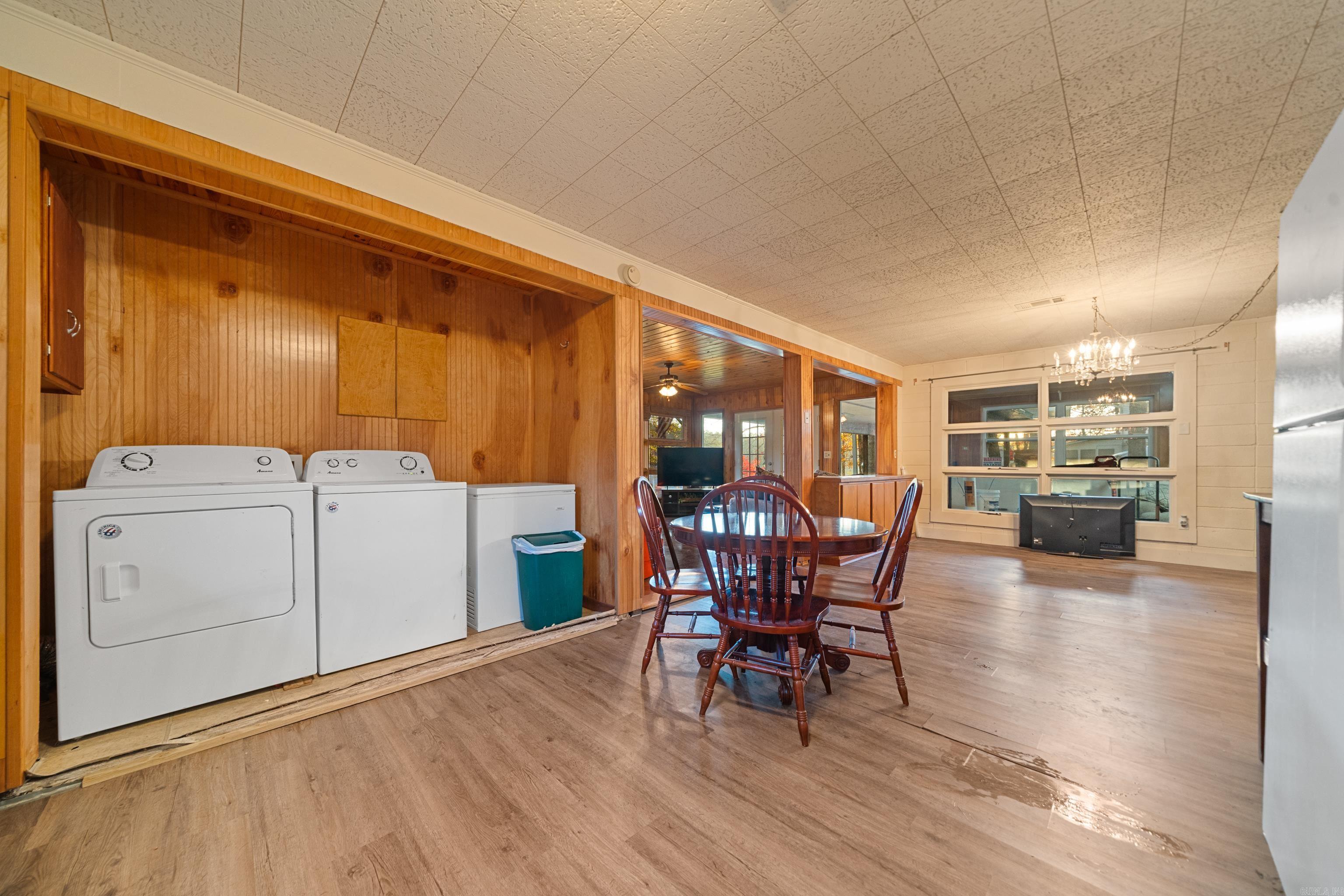 ARROWHEAD LAKE ESTATES 3 - Residential