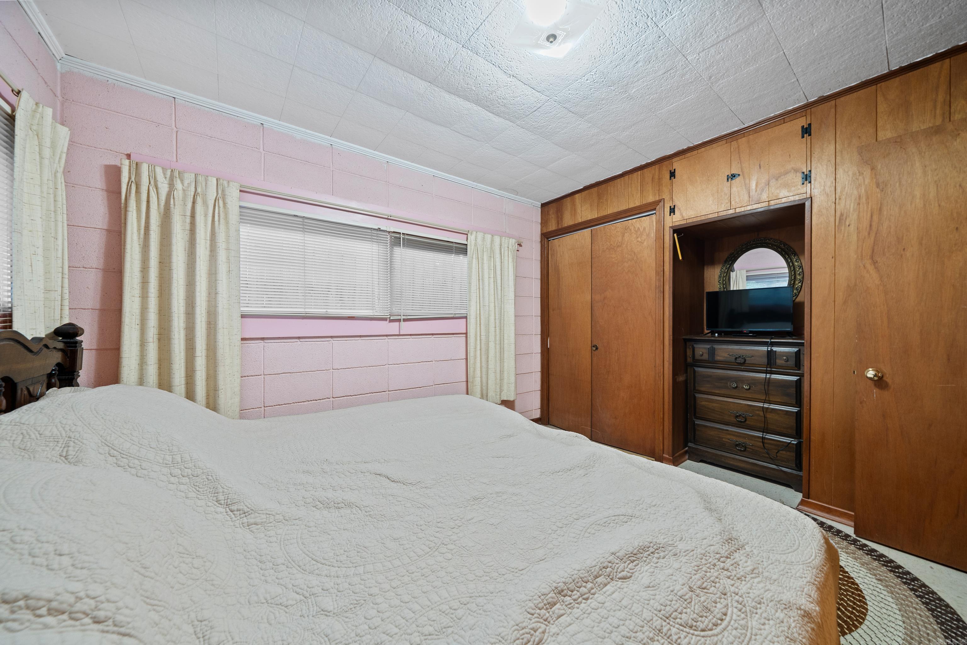 ARROWHEAD LAKE ESTATES 3 - Residential